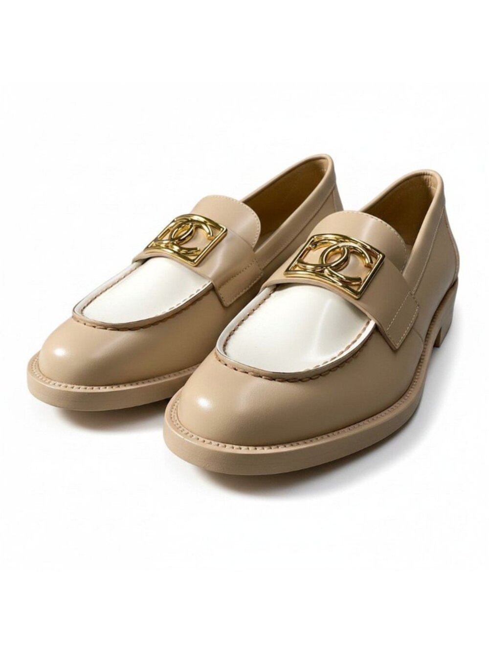 Chanel G7 Kept CC Logo Bicolor Loafers 38c Beige White Leather